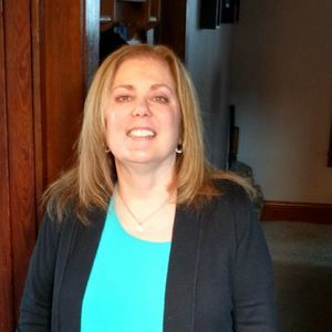 Meet your Posher, Lori